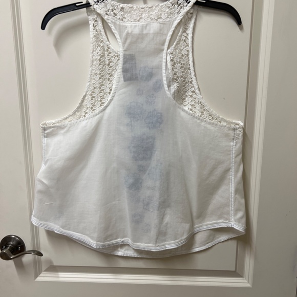 A&F razorback crop top - Picture 5 of 5